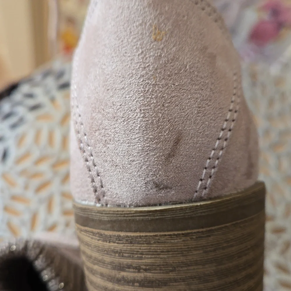 Wonder Nation suede pale pink ankle boots Sz 4. 🎁